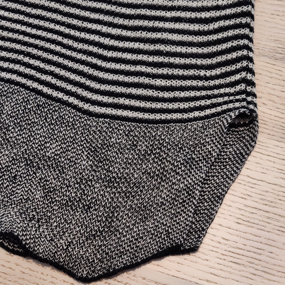 Eileen Fisher Organic Linen Short Sleeve Sweater Womens Size 2X Black Stripe - Picture 3 of 10